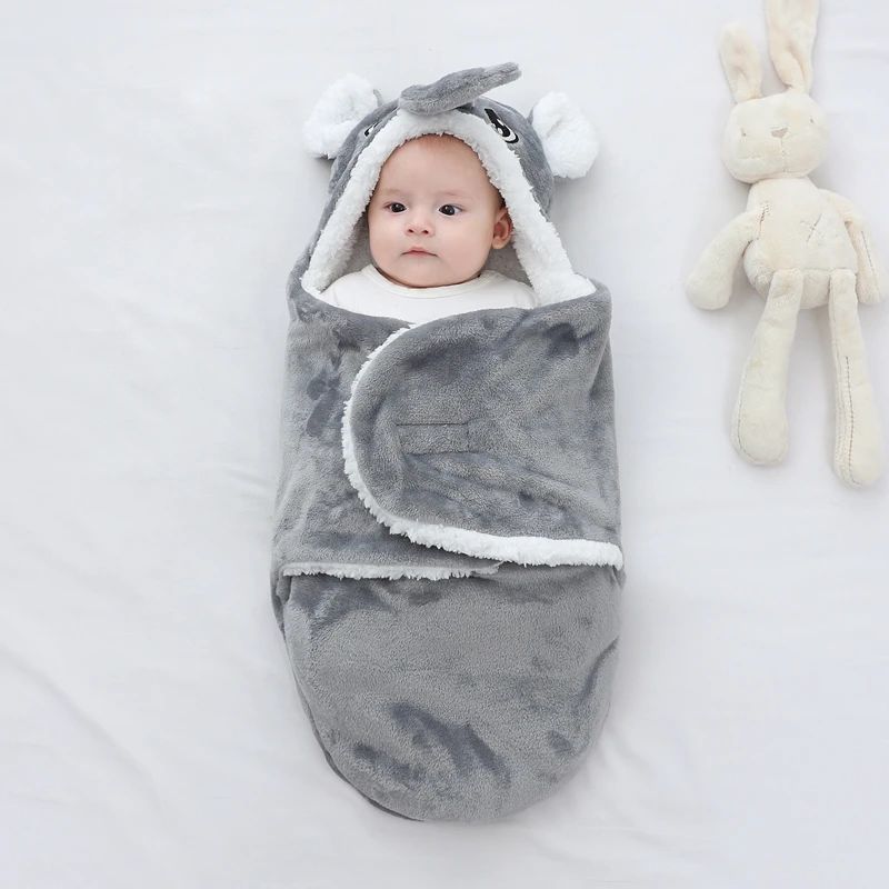 bebe dans son gigoteuse bebe