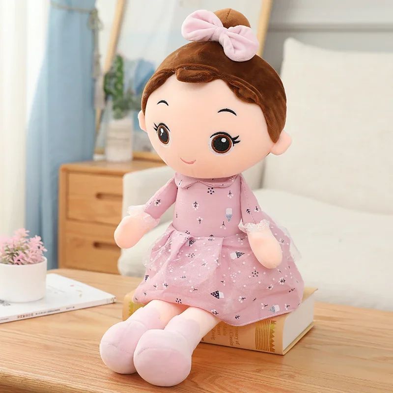 doudou pour fille assis