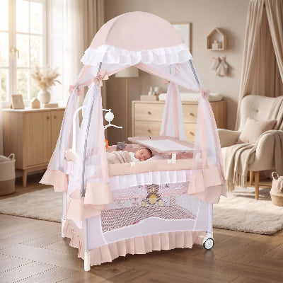 Bébé dort dans lit bébé confort