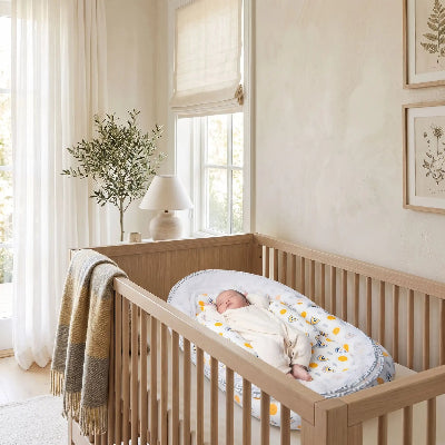 bebe dort dans son lit bebe lit vtoile