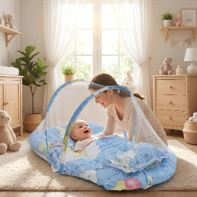 bebe sous a maman dans lit toile bebe