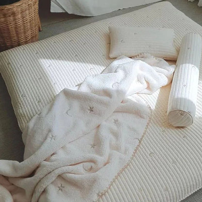 couverture bebe en flanelle au etoile 15dd6933 175c 40a9 bbcb 3b8a2a2428a2