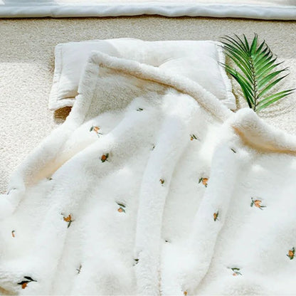 couverture bebe en flanelle avec feuille de palmier 443e283c 8558 441b a6fe 06f92b10a59f