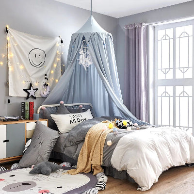 lit enfant avec ciel de lit berceau bebe