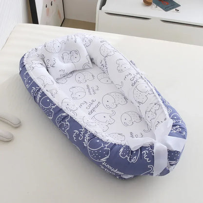 reducteur de lit bebe violet